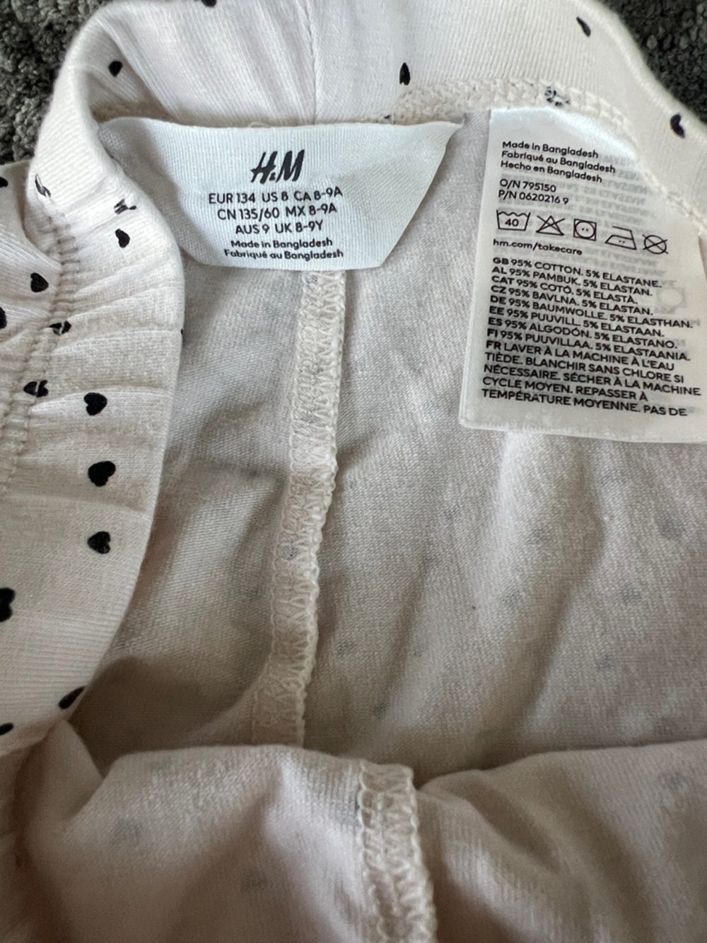 H&M bundle size 8-9 - Picture 4 of 4